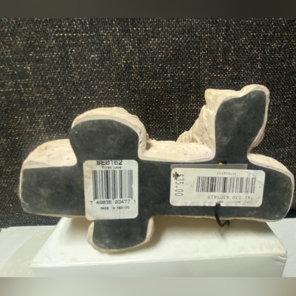 Austin Sculptures “First Love” Figurine - Picture 12 of 16